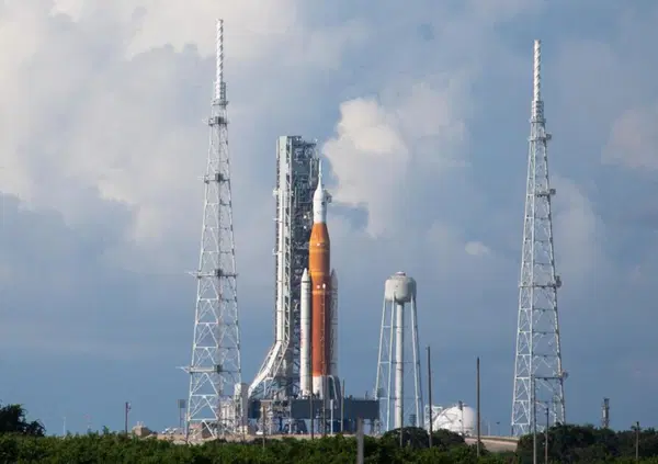 Ecco i mostruosi motori che riporteranno l'uomo sulla Luna