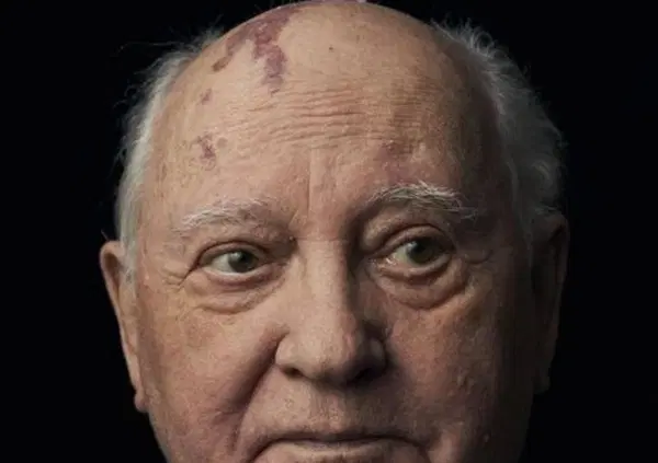 Gorbacev, odiato (in Russia) e amato (in Occidente): la parabola brevissima nel secolo breve che ha cambiato la storia