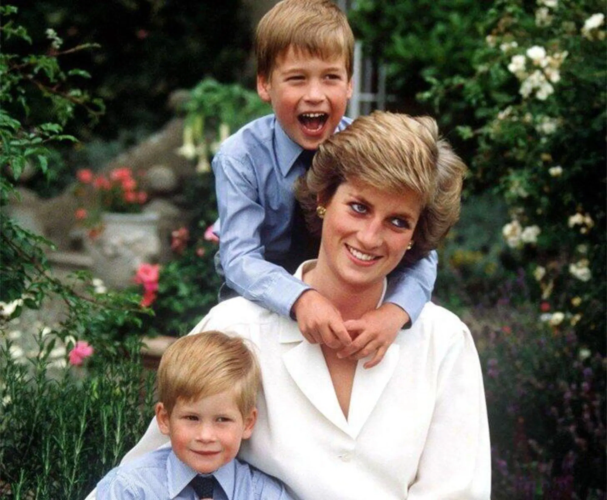 20220831 134906122 5072Lady Diana insieme ai figli William e Harry