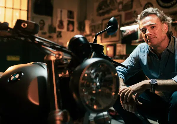 L'elettrico? Roberto Parodi: &ldquo;A parit&agrave; di costi, con l'auto a nafta 3 minuti per un pieno. E con la Tesla?&rdquo;