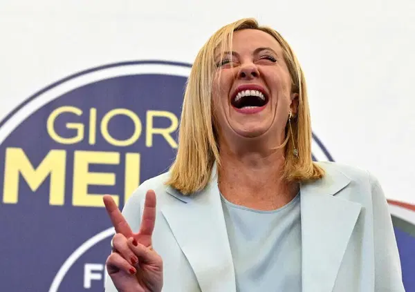 Mughini: &ldquo;Meloni non ha sbagliato nulla, il Pd tutto. E Conte approfitta del 'patto' col sud sul reddito di cittadinanza&rdquo;