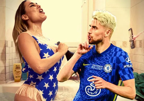 Paola Saulino pubblica il dissing con la fidanzata di Jorginho: quindi &egrave; lui il calciatore con cui avrebbe avuto un flirt? E lo tagga nella storia&hellip; 