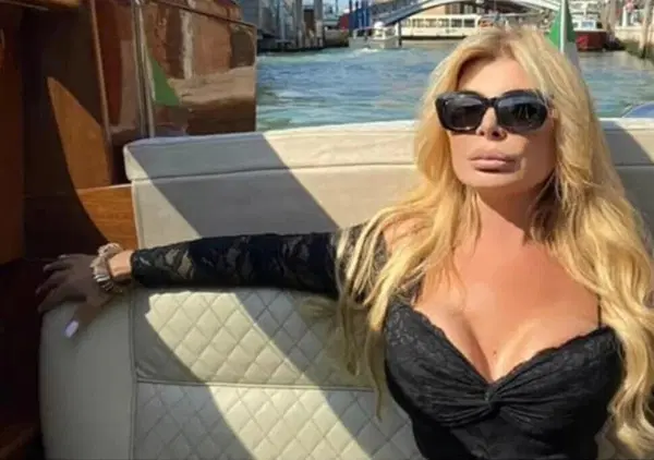 "Lady Petrolio" condannata per riciclaggio: a bordo della sua Rolls Royce trovati 300mila euro in contanti 