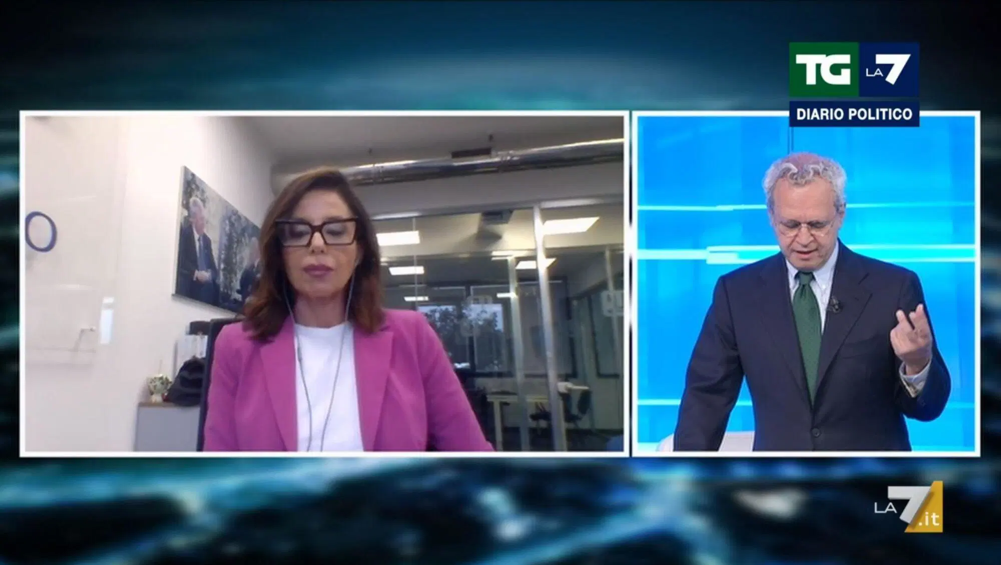 Alessia Lautone in collegamento con Enrico Mentana