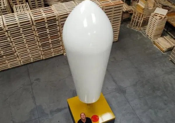 [VIDEO] La regina delle supposte &egrave; una colossale opera d'arte 