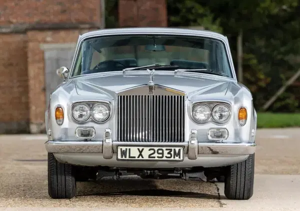 La Rolls-Royce Silver Shadow di Freddie Mercury va all'asta per aiutare l'Ucraina