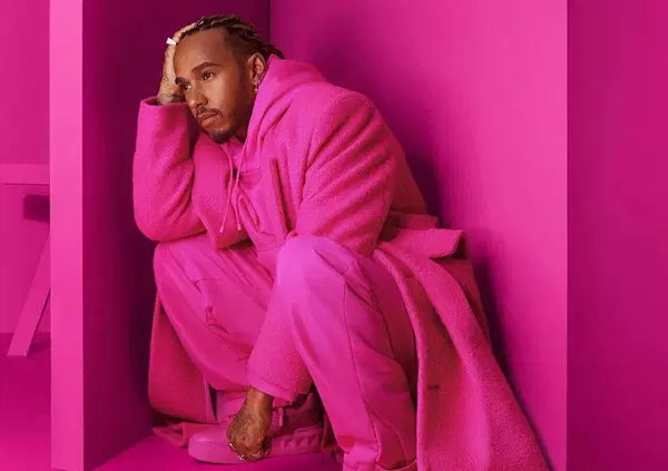 Ma perch&eacute; con 40 milioni all'anno Hamilton si d&agrave; agli ADV su Instagram come le influencer? 