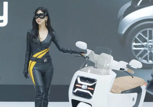 Pronti all'invasione cinese delle auto e delle moto elettriche? A Eicma ne abbiamo gi&agrave; un assaggio 