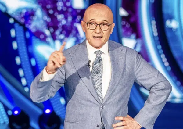 Enrico Montesano a Ballando, Faccetta Nera al Gf Vip: sorge la tv fascio-chic (e speriamo che s'impicchi)