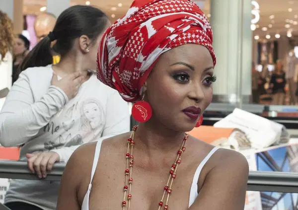 Parla l&rsquo;avvocato di Liliane Murekatete: "&Egrave; devastata psicologicamente. Questo accanimento sulla famiglia Soumahoro &egrave; mostruoso"