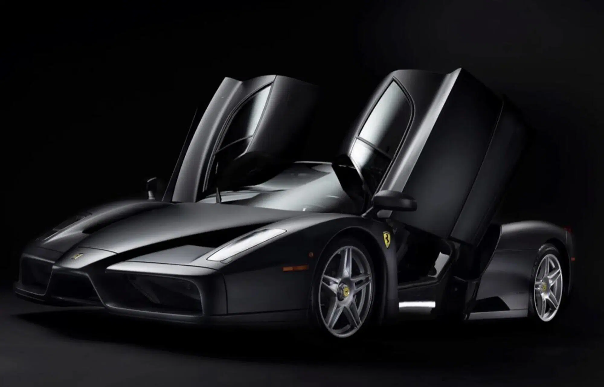 ferrari enzo nero opaco