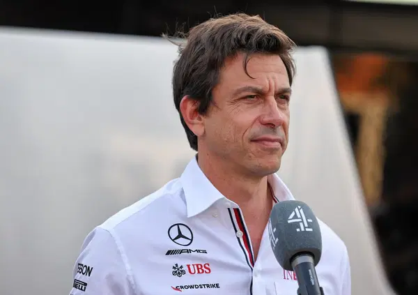 E la Mercedes ci ha trollati ancora: il "non annuncio" social dopo il caos dei team principal in Formula 1