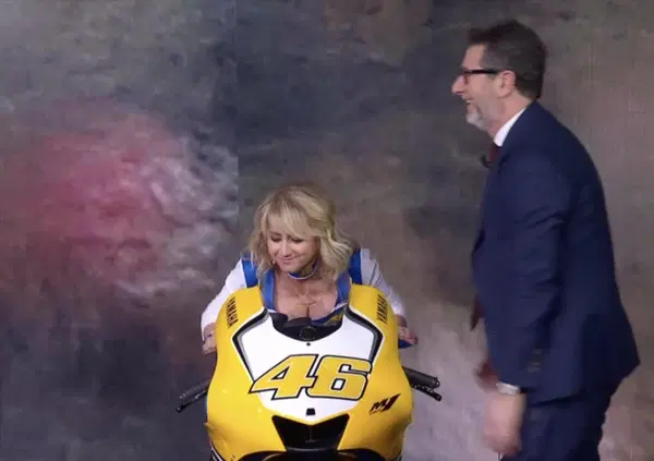 Pecco Bagnaia a "Che tempo che fa": se va come l'ultima volta con Valentino Rossi...