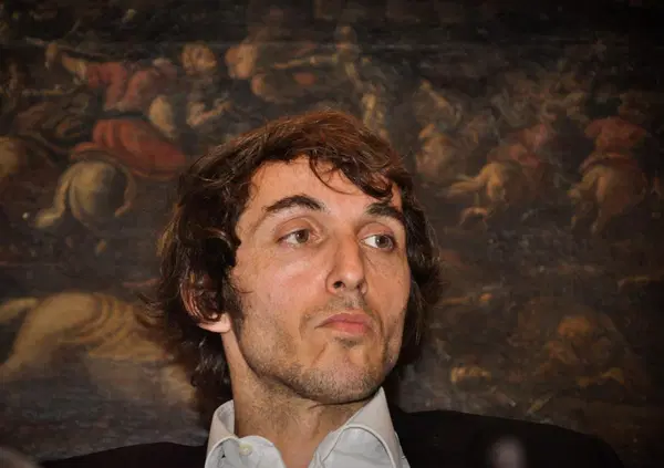 Cruciani contro chi sgonfia le ruote dei suv: "Ne ho uno molto inquinante e me ne sbatto i coglioni...&rdquo;