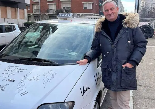 Perch&eacute; un tassista ha rifiutato 100mila euro per vendere il taxi? "Contiene 170 autografi della Juve..."