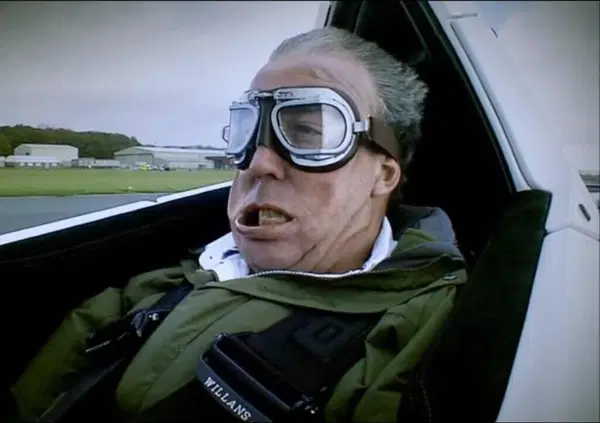 Clarkson contro il limite di velocit&agrave; nei centri urbani: &ldquo;Perch&eacute; non vietare del tutto l'auto?&rdquo;