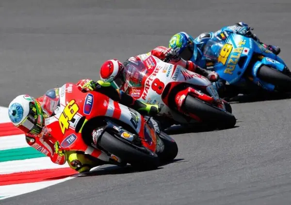 Ecco chi &egrave; l'ex pilota della MotoGP ricercato dalla polizia e finito nei guai per un furgone