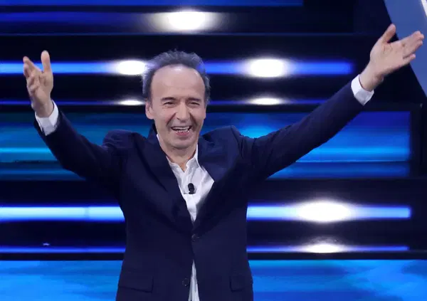 Roberto Benigni, la Costituzione non &egrave; sacra. E chi lo sostiene &egrave; un po&rsquo; fascista (come tutti gli italiani)
