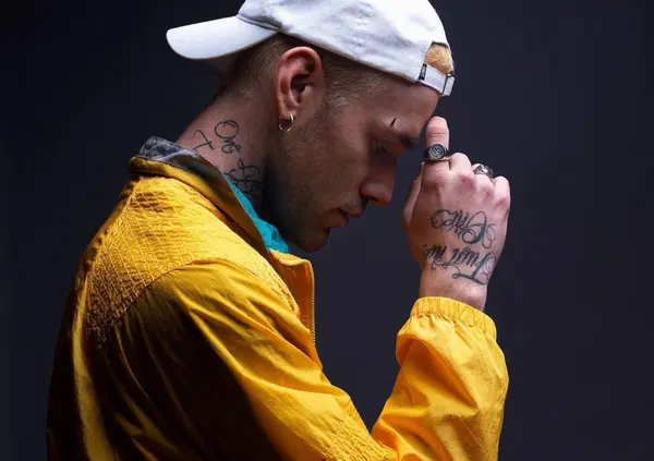 Due cantici della depressione: Mr. Rain e Kekko dei Mod&agrave; messi a nudo a Sanremo [VIDEO]