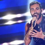 Mengoni vince a Sanremo, anche per gli orologi pazzeschi portati sul palco! 4