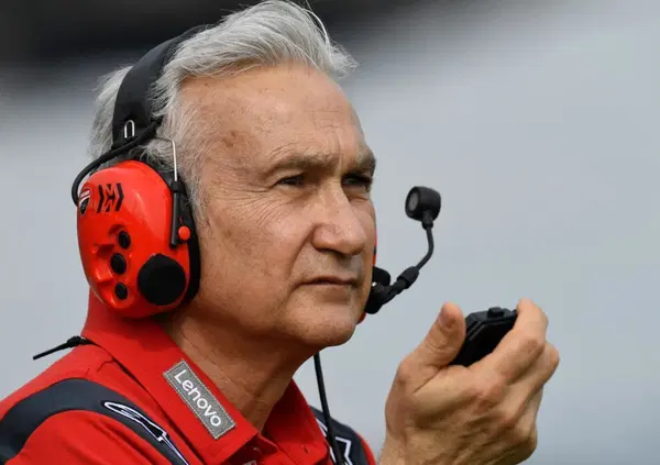 Ducati vince anche quest&rsquo;anno: le parole di Davide Tardozzi su Desmosedici, piloti e "essere nelle corse"
