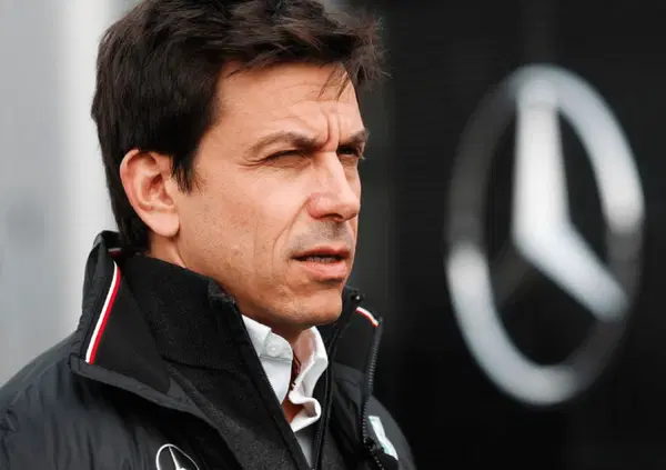 Mercedes, subito problemi al via? Si pensa a un piano B per l'aerodinamica