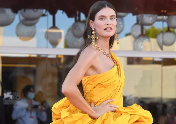 Bianca Balti, i rave le droghe, l'ammissione dello stupro e la rinascita: &egrave; lei la vera Festa della Donna