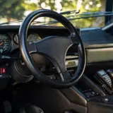 Rod Stewart: all’asta la sua Lamborghini Countach. È quasi nuova 3