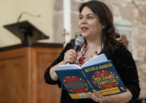 La Crusca boccia schwa e asterischi. Chi &egrave; accecato dall'ideologia "inclusiva" pu&ograve; tornare a scrivere in italiano