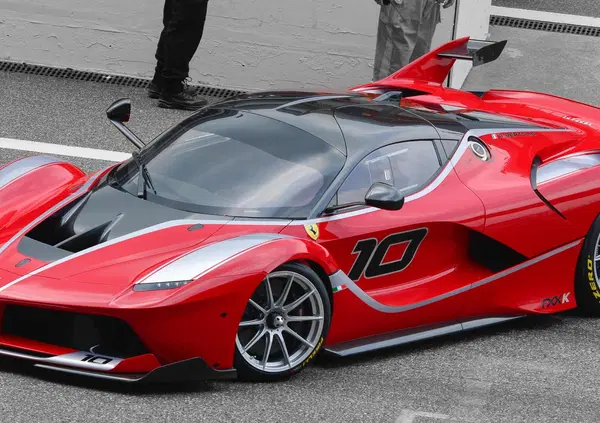 All'asta il motore V12 Ferrari, che costa come una supercar