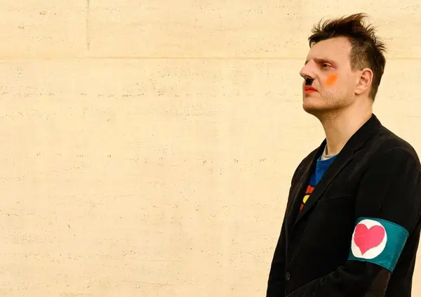 &ldquo;Volevo essere Freddie Mercury&rdquo; sar&agrave; anche l'ultimo romanzo di Massimiliano Parente, ma alla fine c'&egrave; riuscito a diventarlo