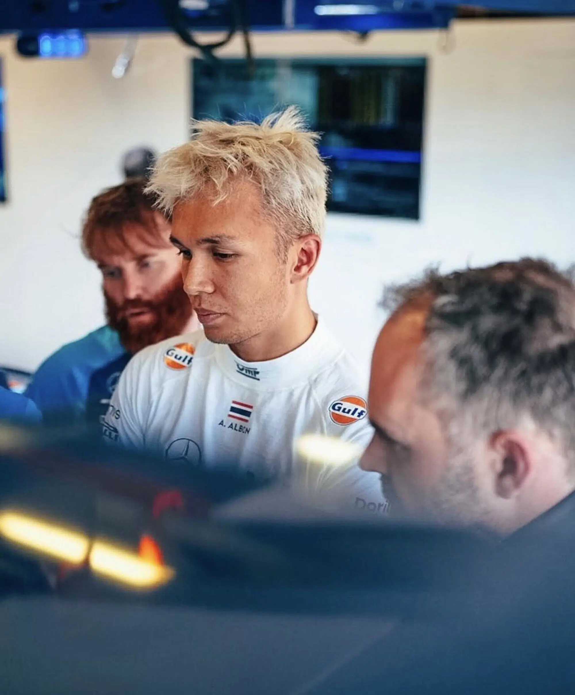 20230402 110849607 2500