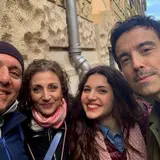 Fiorello e la giovane emergente campana (in foto con Diodato e genitori)