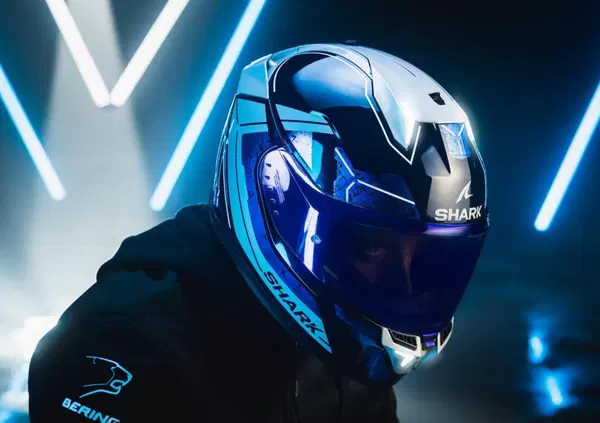 Shark SKWAL i3: cos'&egrave; il casco con i led attivi per la sicurezza e quanto costa