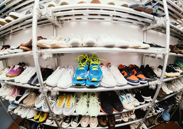 Nasce SORRYMUMMY, l'archivio moda e co-space di Milano per gli esperti del settore (e non solo)