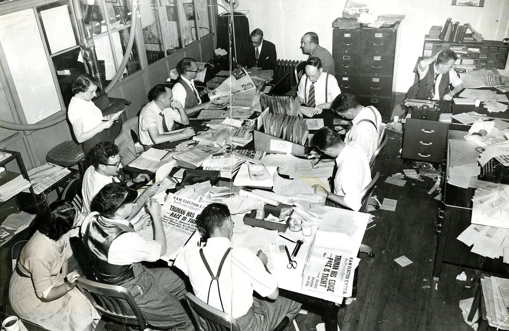 Il giornalismo vecchia scuola (non a caso la foto &egrave; d'epoca)