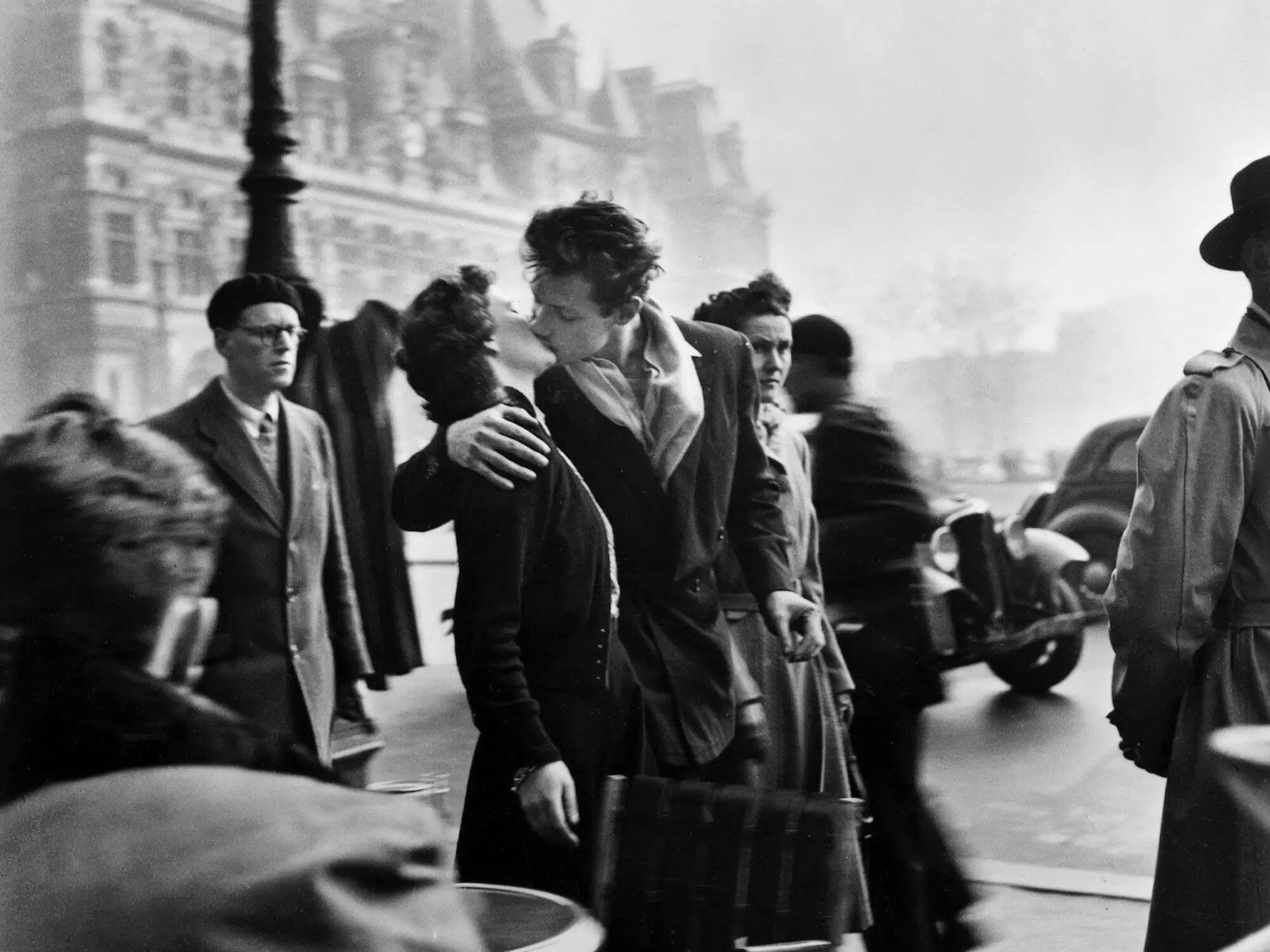 Il bacio di Doisneau