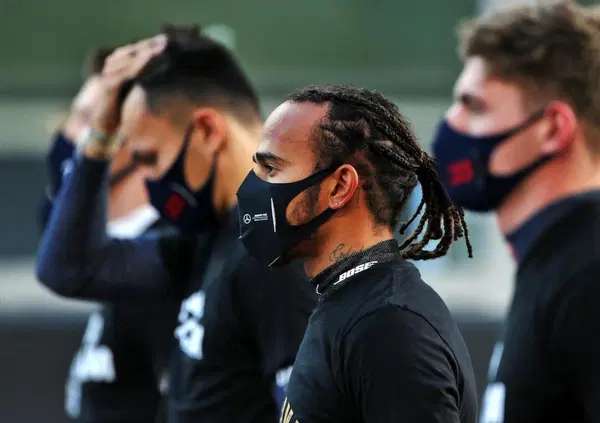 Lewis Hamilton paladino dei diritti umani a tutti i costi: "Sono pronto ad andare in prigione" 