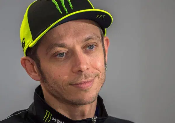 Va' lentino era il consiglio, Valentino il consigiere! Rossi ha provato a tirare il freno a Pecco Bagnaia