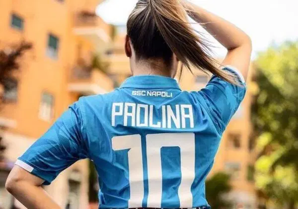 Paolina, il tifo dall'estero per il Napoli e la festa rimandata, che &egrave; un po' come l'amore
