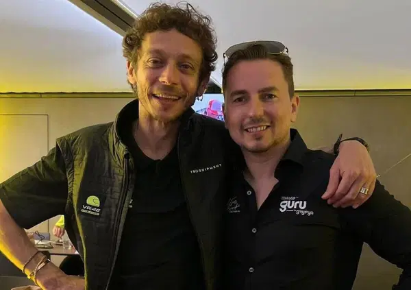 Non solo Dani Pedrosa! Valentino Rossi e Jorge Lorenzo completano l'operazione nostalgia di Jerez