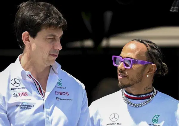 Hamilton in Ferrari? Toto Wolff smentisce ma spunta il "problema" soldi in Mercedes