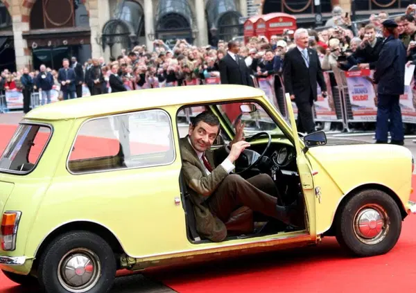 &ldquo;Le auto elettriche? Un inganno. Non fate come me&rdquo;: parola di Mr. Bean