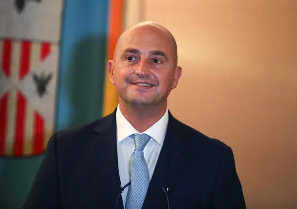 Mimmo Turano, il cortocircuito (e l'assessore) siciliano che gioca per la Lega e fa vincere gli avversari: ecco perch&eacute; Meloni e Schlein dovrebbero studiarlo molto bene