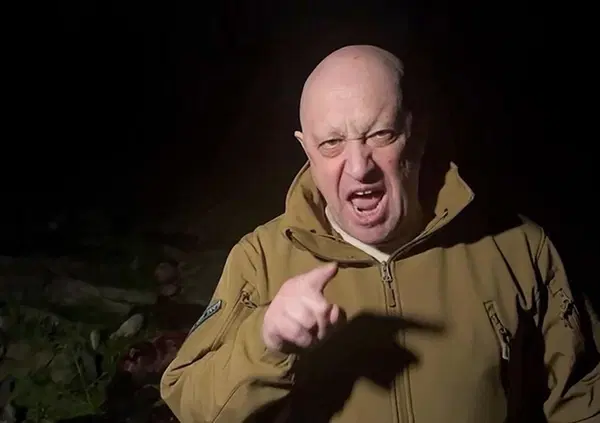 Prigozhin se ne va in auto: Wagner e la "guerra civile" si sono gi&agrave; fermati [VIDEO]