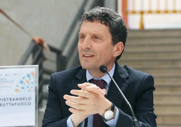 Buttafuoco, perch&eacute; ti butti via cos&igrave; a tifare governo, scambiando la cultura per un&rsquo;ospitata in tv?