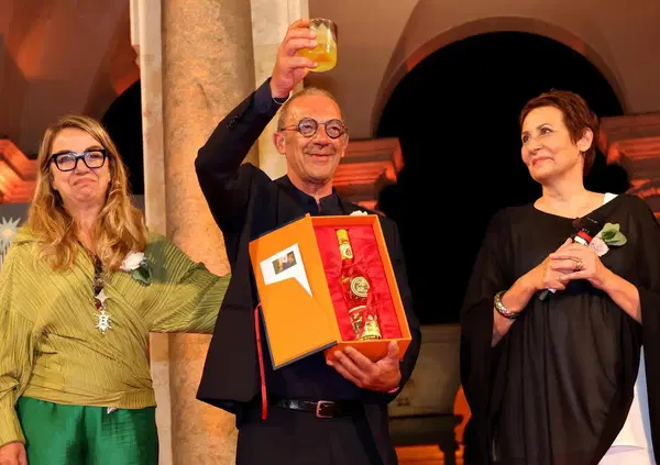 Ada D&rsquo;Adamo vince il Premio Strega 2023. Possiamo dire perch&eacute;? A volte l'umanit&agrave; &egrave; disumana