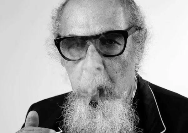 Roberto D'Agostino compie 75 anni. E il giornalismo italiano dovrebbe ringraziarlo