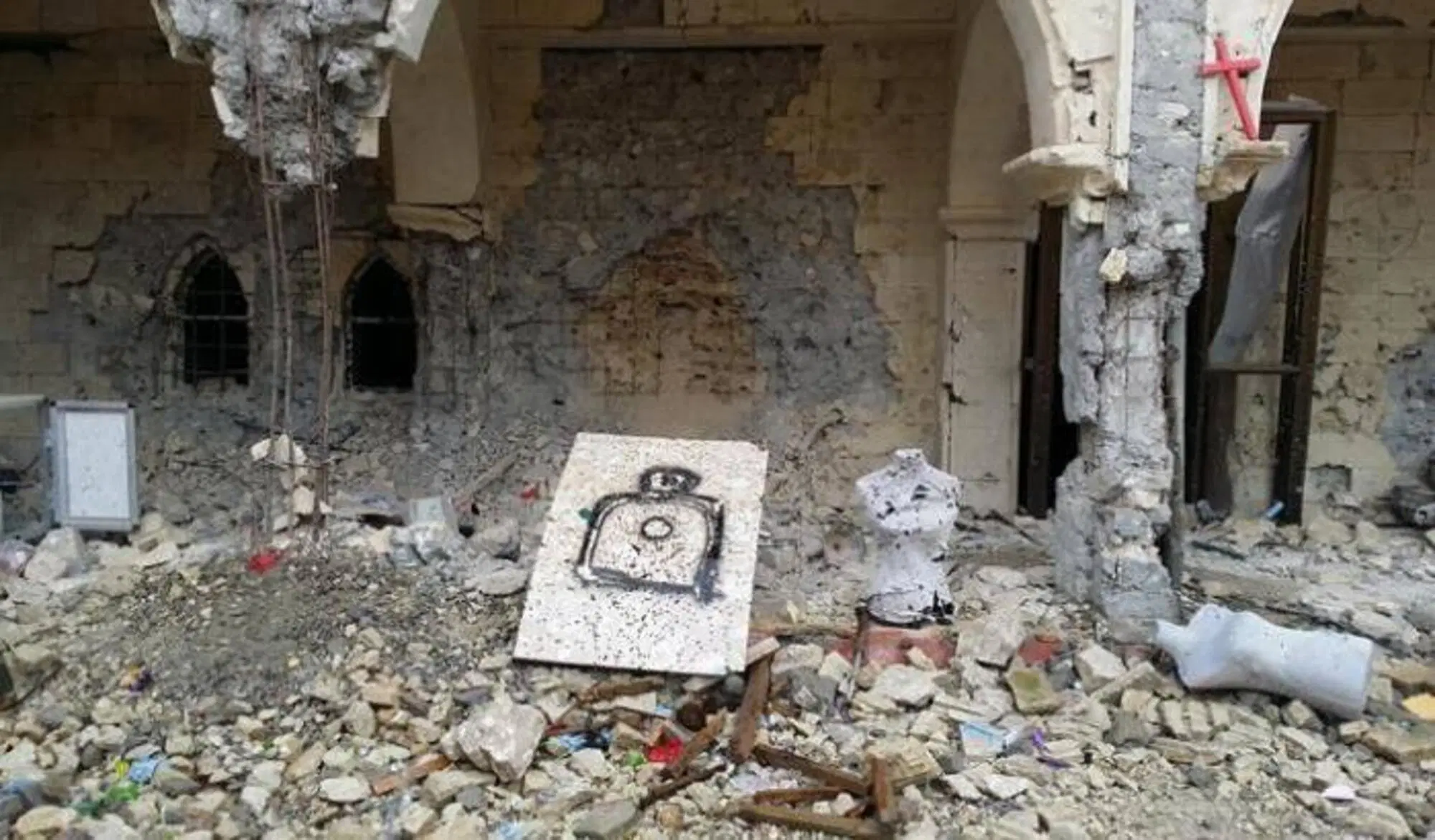 Una chiesa cristiana distrutta dall'Isis