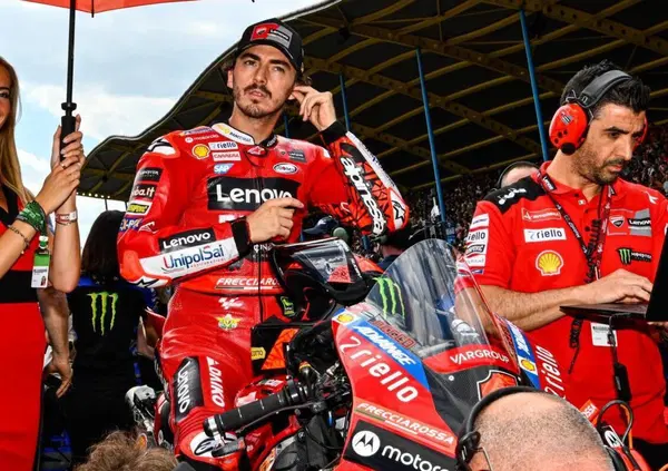 Pecco Bagnaia infastidito: "Un fan dell'epoca di Rossi, Stoner, Lorenzo e Pedrosa dir&agrave; che Casey era migliore di me, ma..."